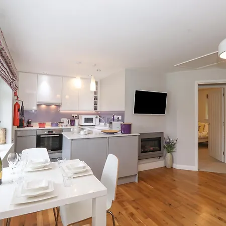 T'whit T'woo 度假居 温德米尔