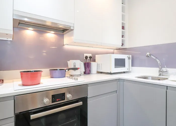 T'whit T'woo Windermere